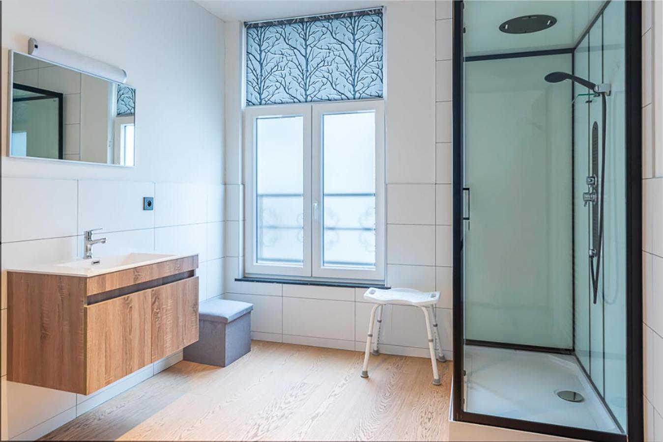 Guesthouses By Hotel Van Eyck Maaseik Esterno foto