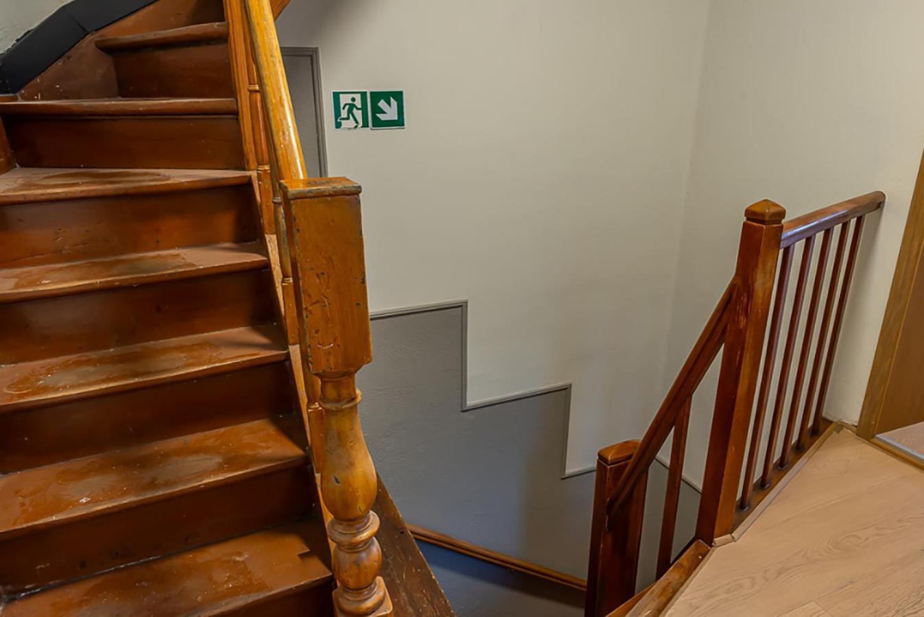 Guesthouses By Hotel Van Eyck Maaseik Esterno foto